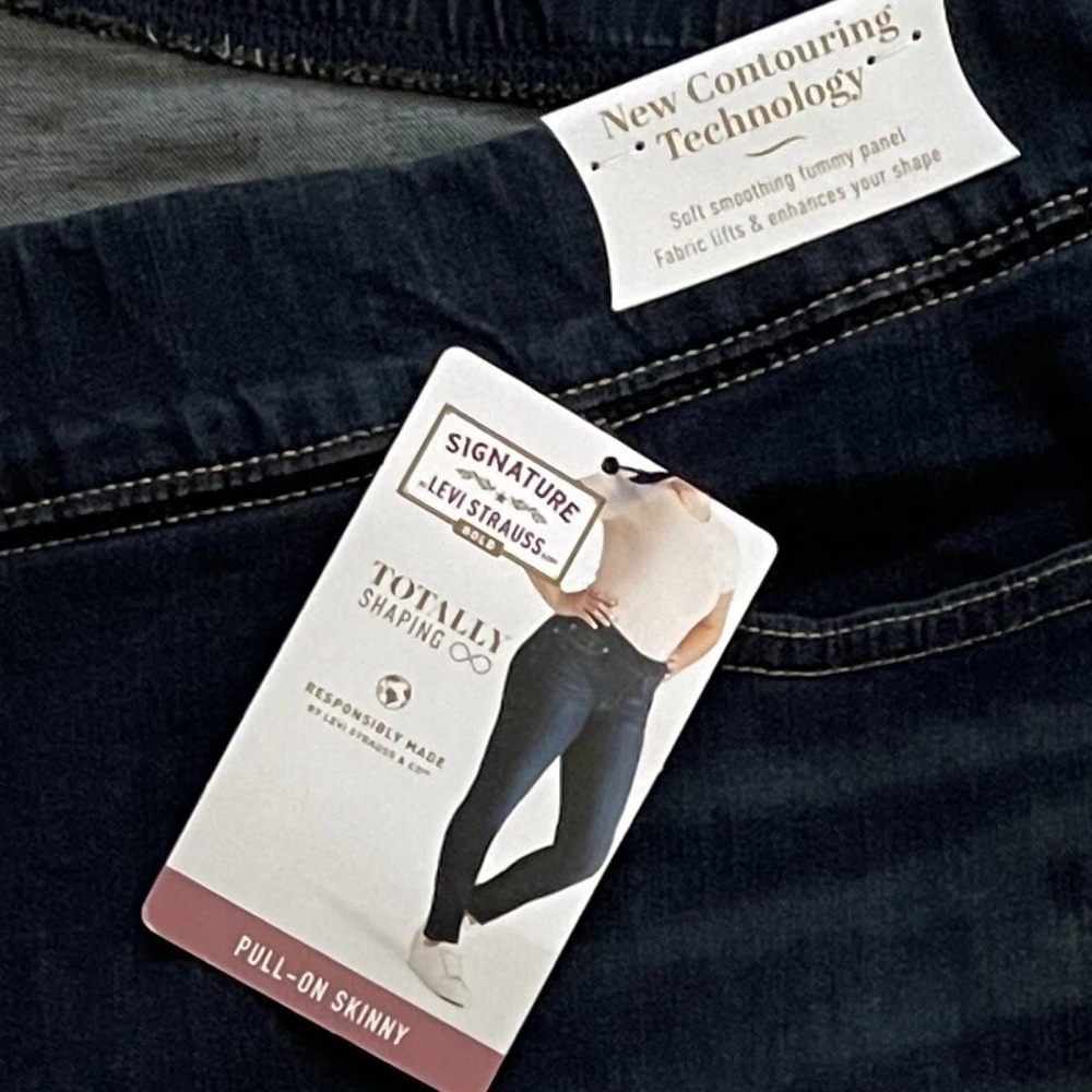 Signature by Levi Strauss & Co. Gold Label Shaping Pull-On Skinny 28M/W39/L30